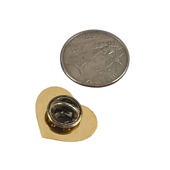 7-Eleven "I Love Jerrys Kids" Heart-Shaped Pinback Lapel Pin - Picture 4 of 5